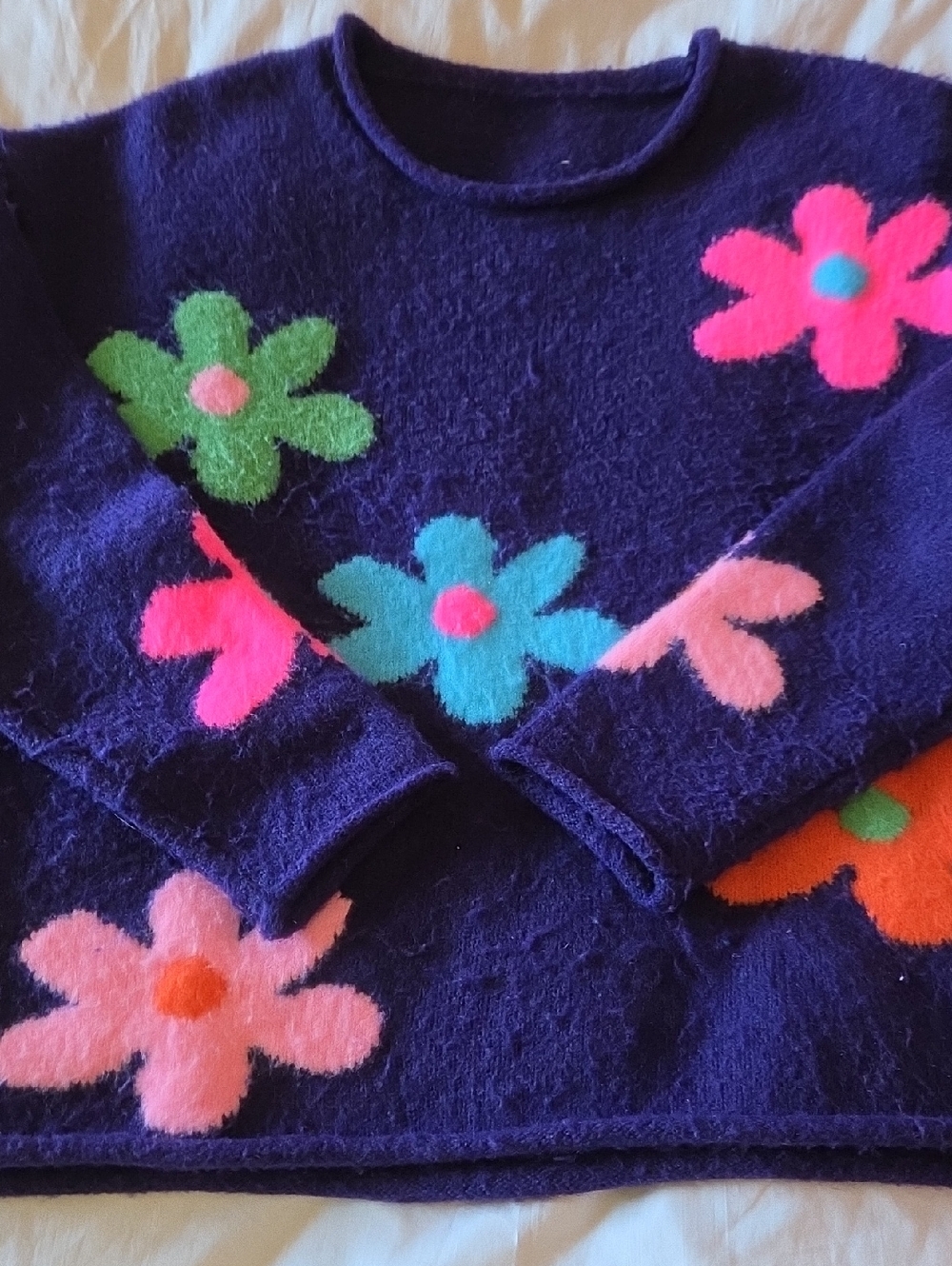 Bild Daisy Sweater.  Pulled Wool Effect.  Women Medium